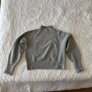 & Other Stories Gray Sweater Size Small